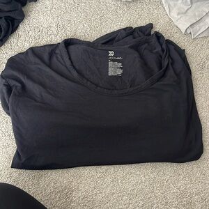 Long sleeve athletic top